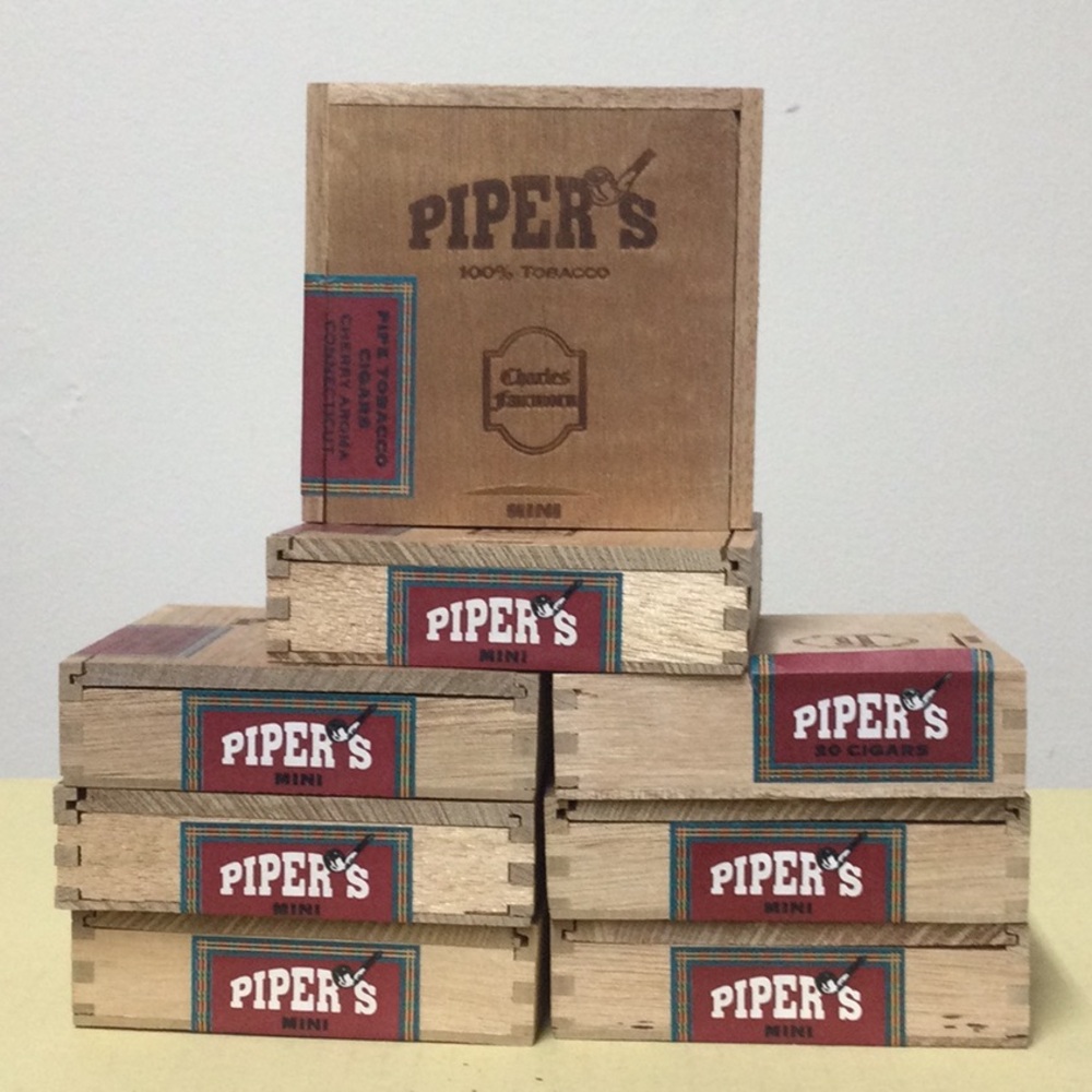 New 8 Empty Wood cigar boxes